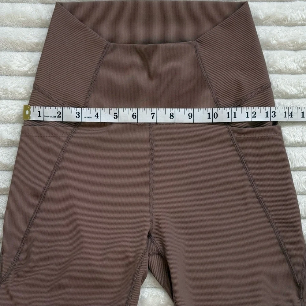 WILO The Label High Waist Bike Shorts Side Pockets Medium - Picture 7 of 8